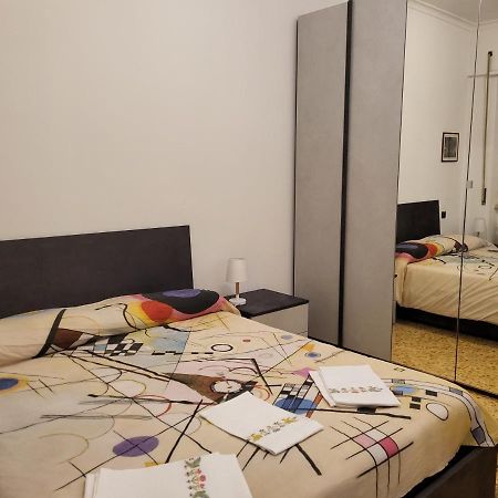Appartement Soggiorna Con Claudia à Rome Extérieur photo